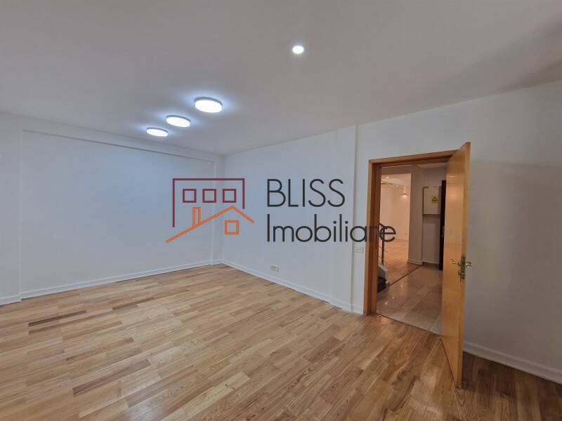 Vila Cu 7 Camere Iancu Nicolae Pipera | Bliss Imobiliare / Photo 13 - BLISS Imobiliare