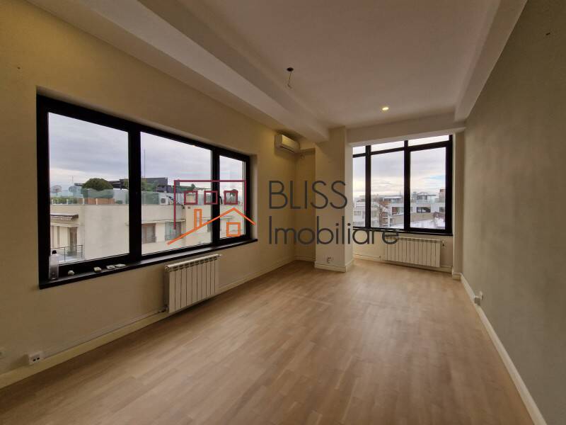 3 Bedroom Penthouse In Charles De Gaulle Area, Bucharest | Bliss Imobiliare / Photo 13 - BLISS Imobiliare