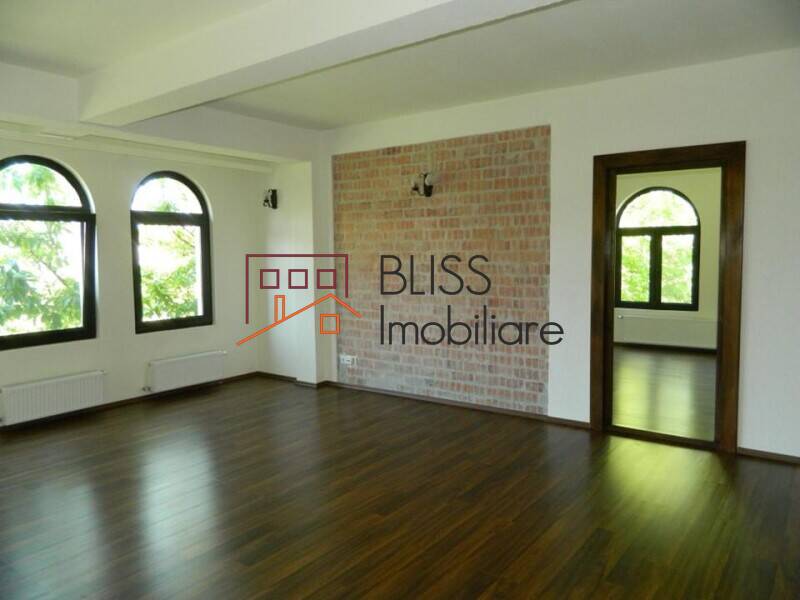 Vila Cu 7 Camere | Bliss Imobiliare / Photo 12 - BLISS Imobiliare