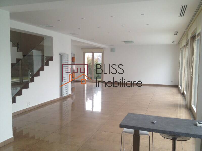 5-Bedroom Villa With Pool Iancu Nicolae, Bucharest / Ilfov | Bliss Imobiliare / Photo 2 - BLISS Imobiliare