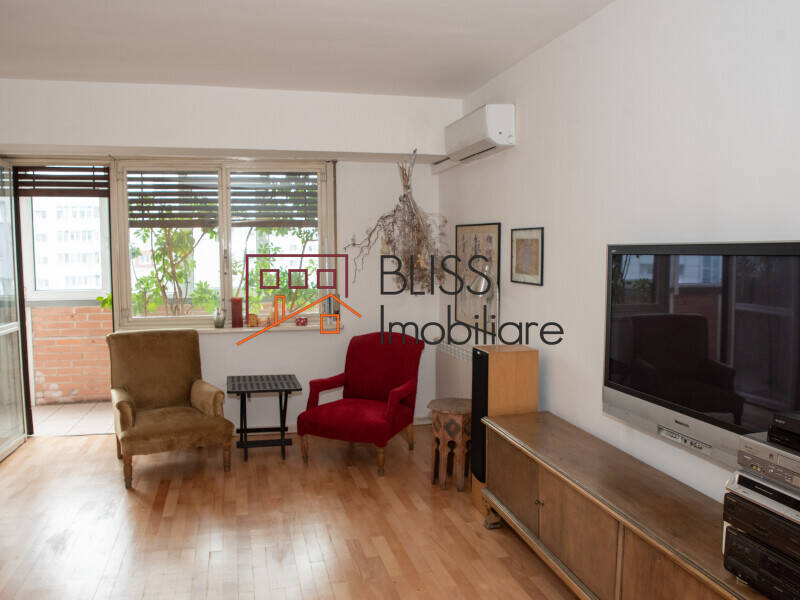 Artistic 1 Bedroom Apartment In Piata Victoriei – Creative Space, Bucharest | Bliss Imobiliare / Photo 2 - BLISS Imobiliare