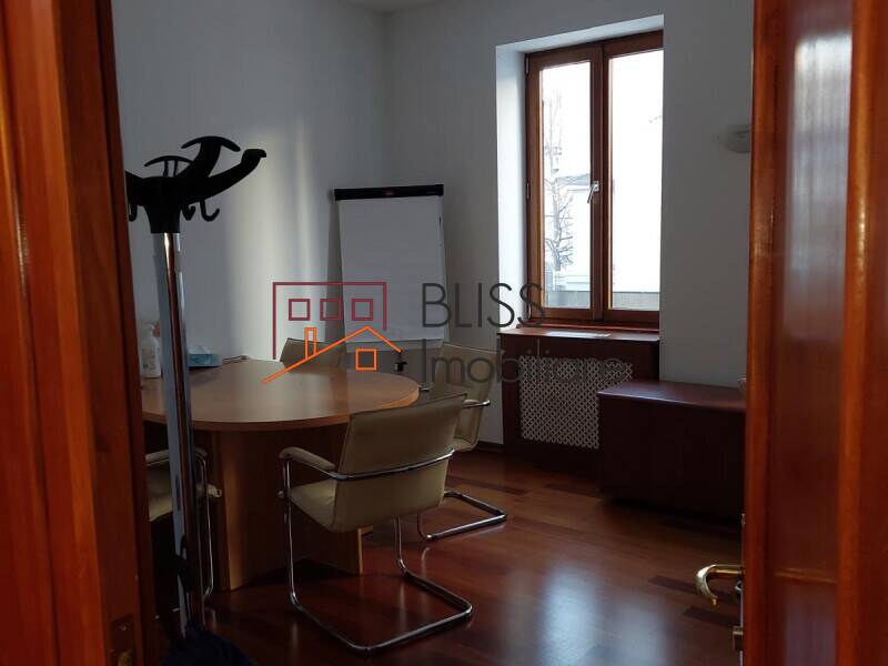 Vila Interbelica Renovata Cu 14 Camere | Bliss Imobiliare / Photo 7 - BLISS Imobiliare