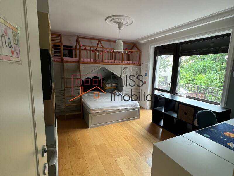 Casa Duplex In Tunari: Gradina Privata, Patru Bai Si Bucatarie De Vara | Bliss Imobiliare / Photo 15 - BLISS Imobiliare