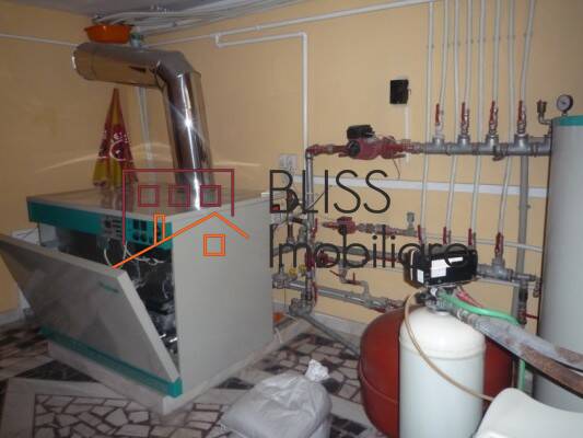 Vila Spatioasa Cu 9 Camere Si Gradina Privata | Bliss Imobiliare / Photo 11 - BLISS Imobiliare
