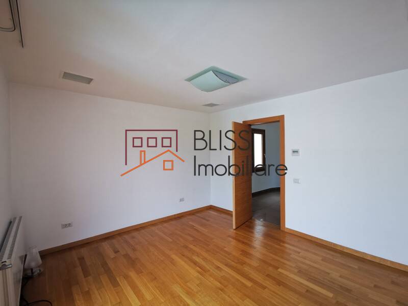 Vila Cu 5 Camere | Bliss Imobiliare / Photo 32 - BLISS Imobiliare