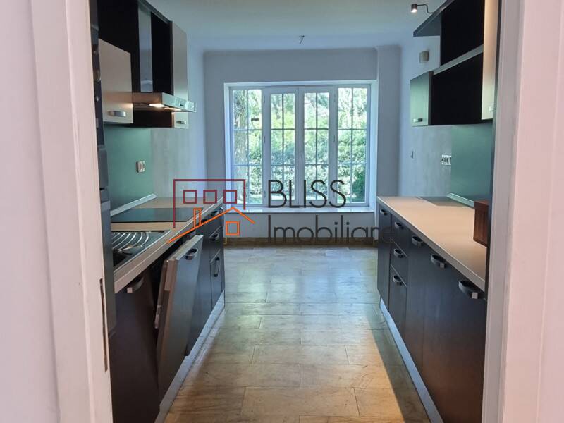 Spacious Villa With 5 Bedrooms And Beautiful Garden Baneasa, Bucharest / Ilfov | Bliss Imobiliare / Photo 13 - BLISS Imobiliare