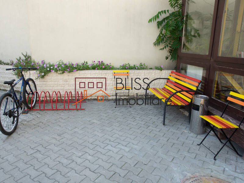 Spatiu De Birouri Cu 6 Camere Si 2 Locuri De Parcare | Bliss Imobiliare / Photo 10 - BLISS Imobiliare