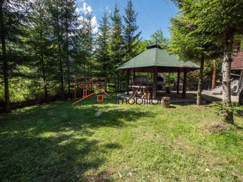 Villa for Sale Moroeni, Comuna Pietrosita, Judetul Dambovita, Romania - 16 Rooms - ID:108872 | Bliss Imobiliare / Photo 11 - BLISS Imobiliare