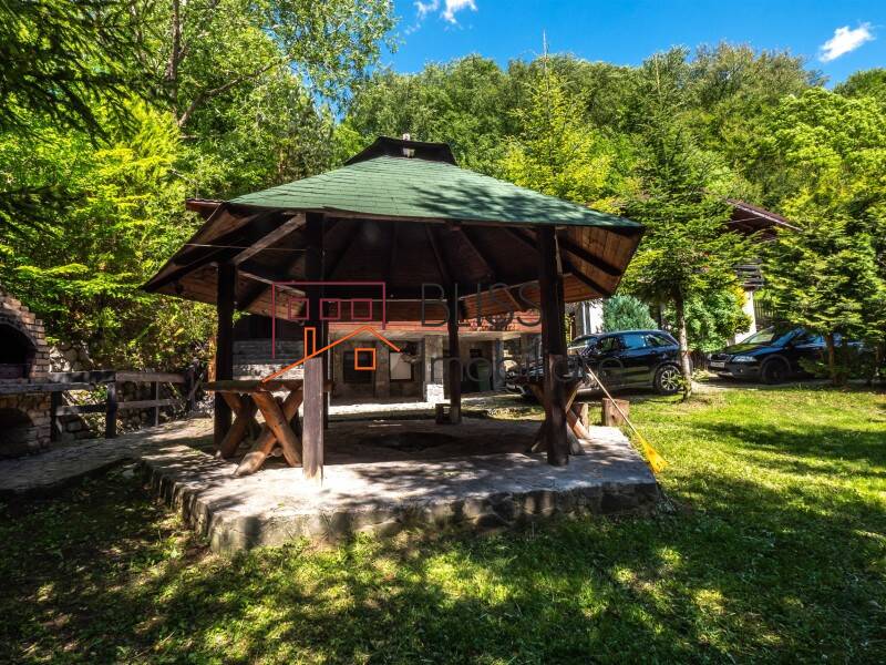 Villa for Sale Moroeni, Comuna Pietrosita, Judetul Dambovita, Romania - 16 Rooms - ID:108872 | Bliss Imobiliare / Photo 13 - BLISS Imobiliare