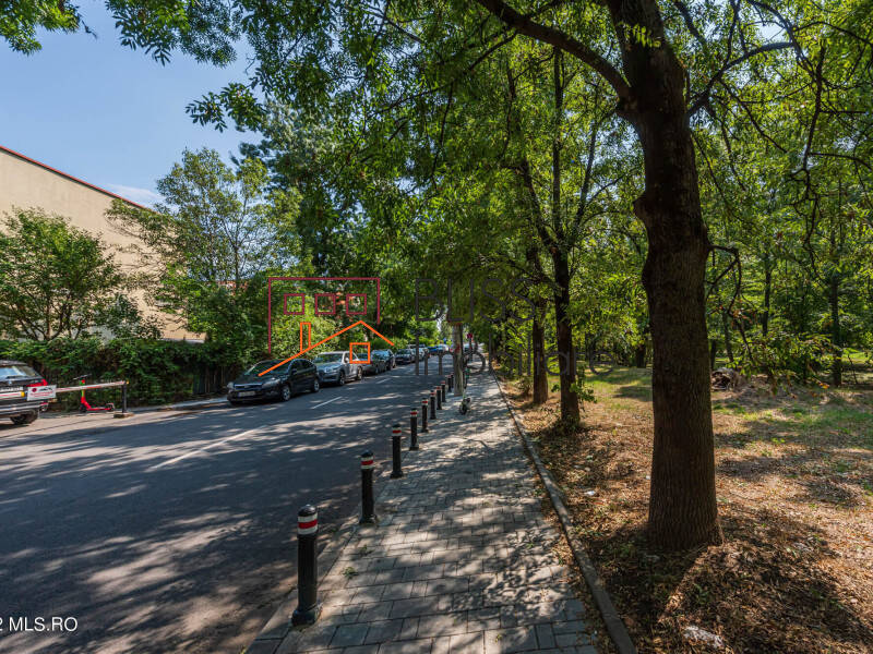 Casa de Vanzare Aviatiei | Promenada mall | Metro Pipera - 4 Camere - ID:113276 | Bliss Imobiliare / Photo 24 - BLISS Imobiliare