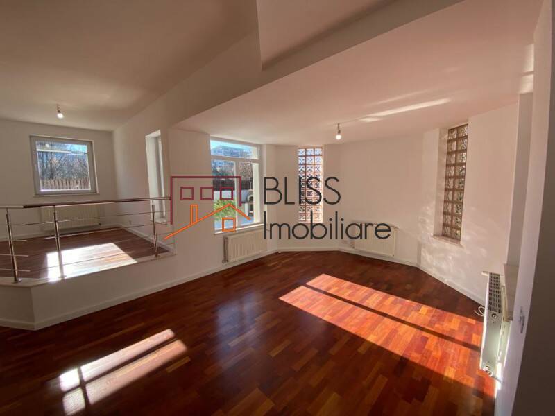 Vila Nemobilata Cu 5 Camere In Pipera | Bliss Imobiliare / Photo 2 - BLISS Imobiliare