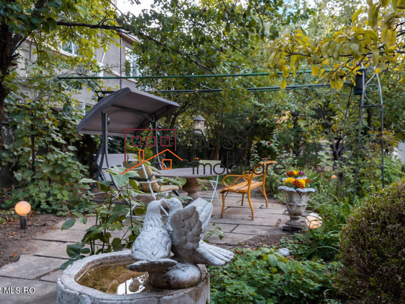 Villa for Sale Piata Victoriei, Bucharest - 6 Bedroom - ID:114385 | Bliss Imobiliare / Photo 9 - BLISS Imobiliare