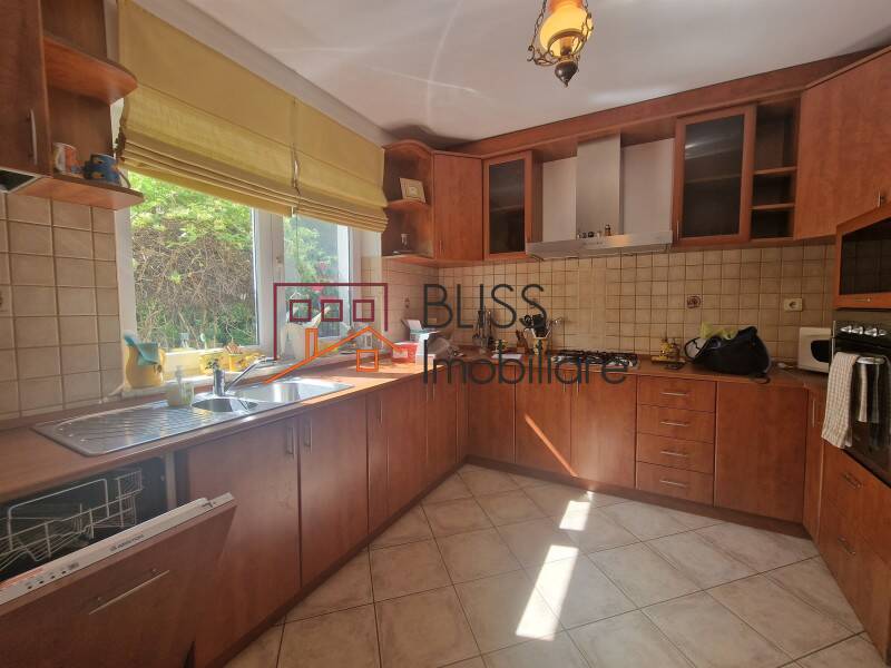 3 Bedroom House Iancu Nicolae Pipera, Bucharest / Ilfov | Bliss Imobiliare / Photo 10 - BLISS Imobiliare