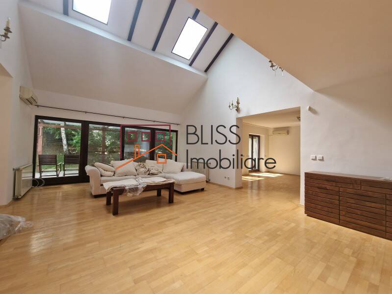 Vila Cu 7 Camere Iancu Nicolae Pipera | Bliss Imobiliare / Photo 3 - BLISS Imobiliare