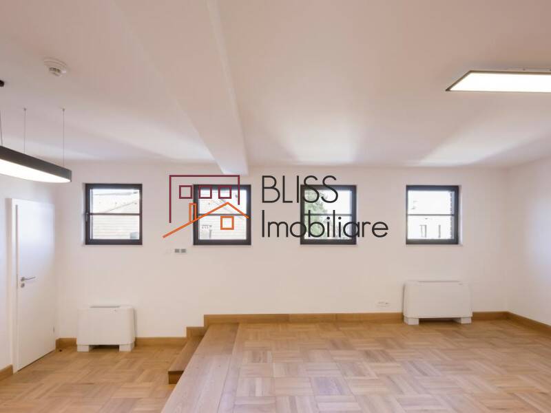 Vila, 9 Camere, Aviatorilor | Bliss Imobiliare / Photo 29 - BLISS Imobiliare