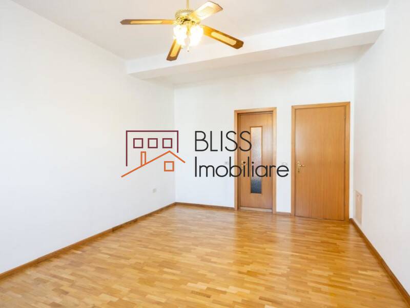 Vila Cu 6 Camere Situata In Zona 1 Mai | Bliss Imobiliare / Photo 37 - BLISS Imobiliare