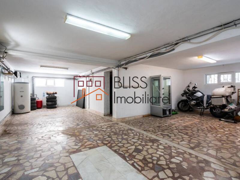 Vila Cu 6 Camere Situata In Zona 1 Mai | Bliss Imobiliare / Photo 30 - BLISS Imobiliare