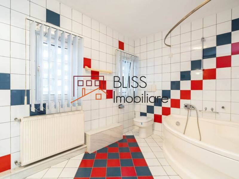 Vila Cu 6 Camere Situata In Zona 1 Mai | Bliss Imobiliare / Photo 19 - BLISS Imobiliare