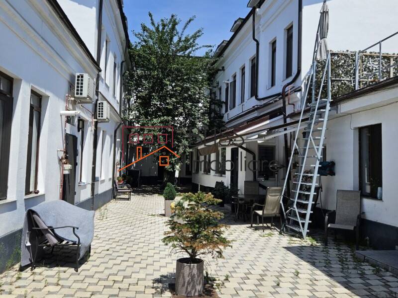 Vila de Vanzare Hala Traian - 9 Camere - ID:120105 | Bliss Imobiliare / Photo 4 - BLISS Imobiliare