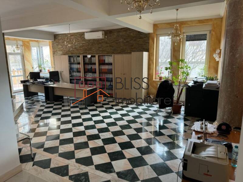 Vila Cu 12 Camere In Zona OMV Pipera | Spatiu De Trait Premium | Bliss Imobiliare / Photo 3 - BLISS Imobiliare
