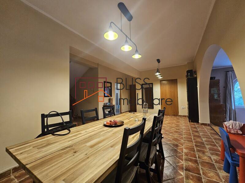 Casa De Inchiriat In Mogosoaia | 6 Camere, Gradina Mare, Complet Mobilata | Bliss Imobiliare / Photo 15 - BLISS Imobiliare