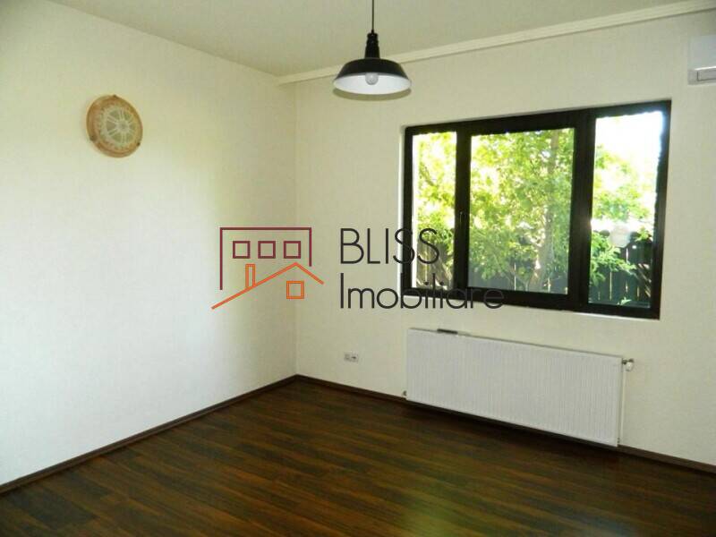 Vila Cu 7 Camere | Bliss Imobiliare / Photo 13 - BLISS Imobiliare