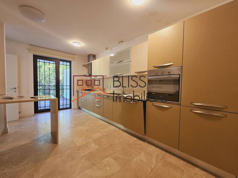 Vila De Lux Cu 10 Camere In Oxford Gardens | Bliss Imobiliare / Photo 12 - BLISS Imobiliare