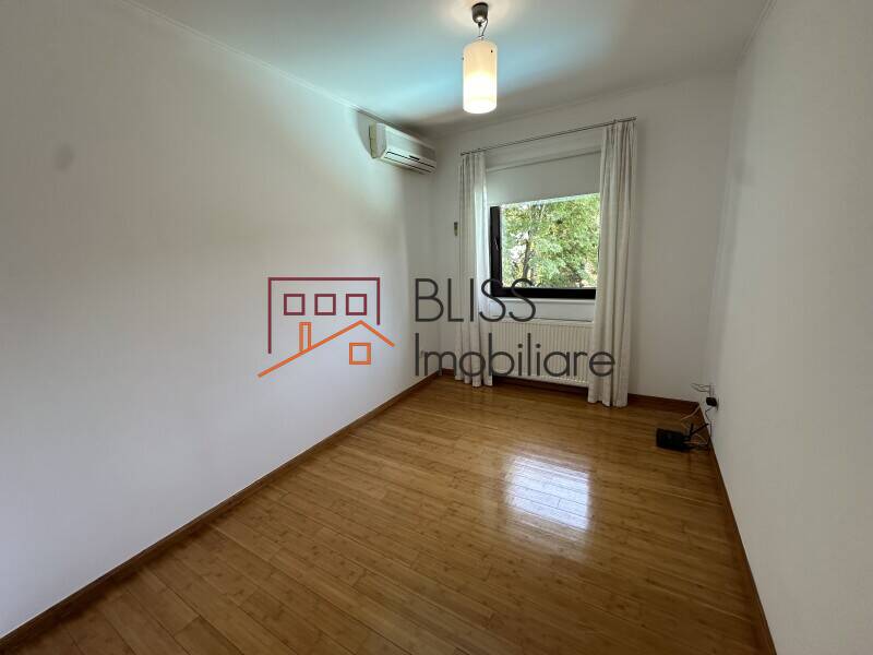 Elegant 5-Bedroom Villa With Heated Pool & Covered Terrace, Bucharest | Bliss Imobiliare / Photo 26 - BLISS Imobiliare