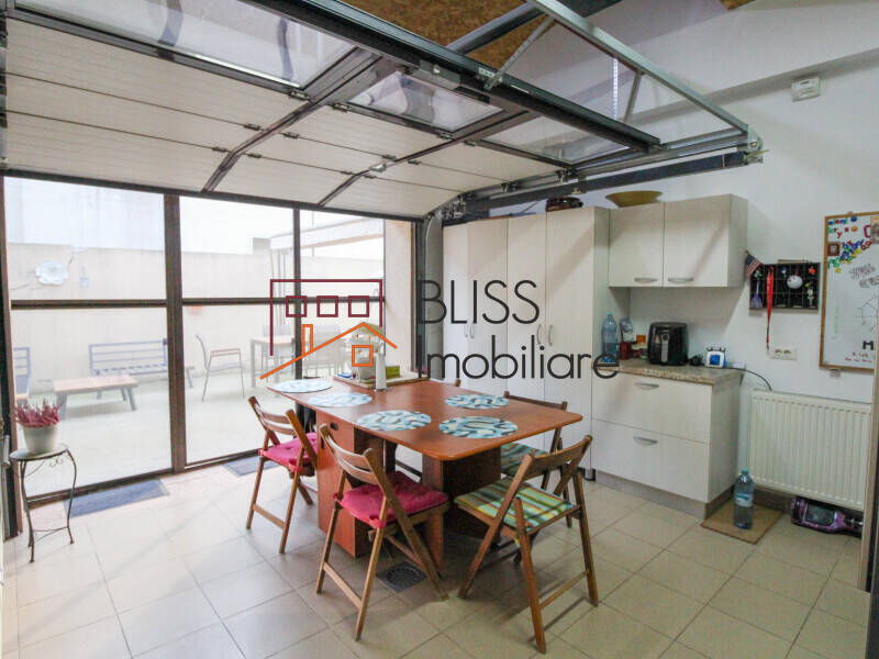Vila 6 Camere Otopeni — 208 Mp Utili, Teren 691 Mp, Garaj Dublu, 2012 | Bliss Imobiliare / Photo 41 - BLISS Imobiliare