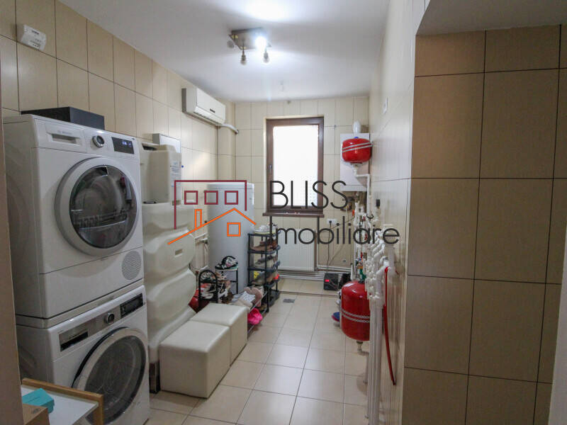 Vila 6 Camere Otopeni — 208 Mp Utili, Teren 691 Mp, Garaj Dublu, 2012 | Bliss Imobiliare / Photo 40 - BLISS Imobiliare