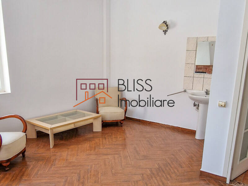 Vila 13 Camere Cu Teren 750 Mp Pipera | Bliss Imobiliare / Photo 15 - BLISS Imobiliare