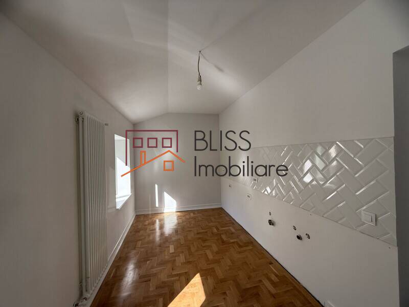 Casa de Vanzare KM 0 | Ultracentral - 7 Camere - ID:126049 | Bliss Imobiliare / Photo 9 - BLISS Imobiliare