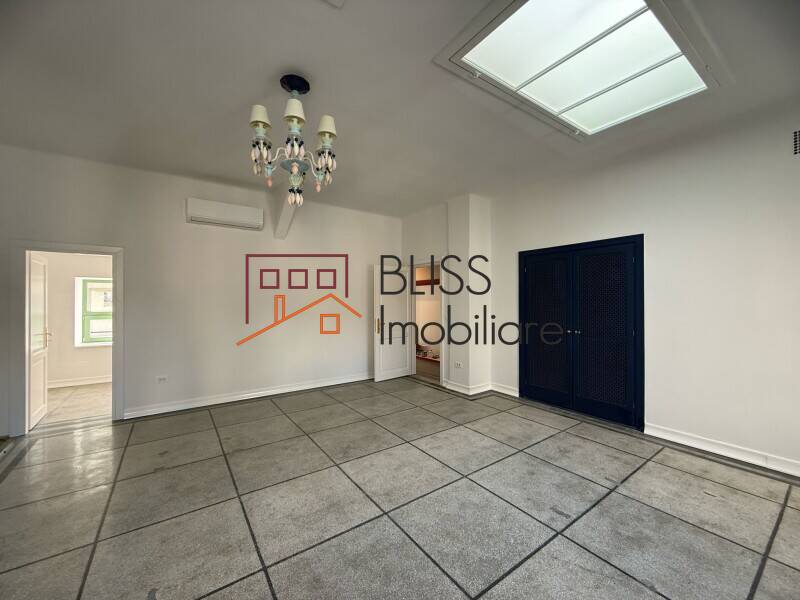 House for Sale KM 0 | Ultracentral, Bucharest - 7 Rooms - ID:126049 | Bliss Imobiliare / Photo 2 - BLISS Imobiliare