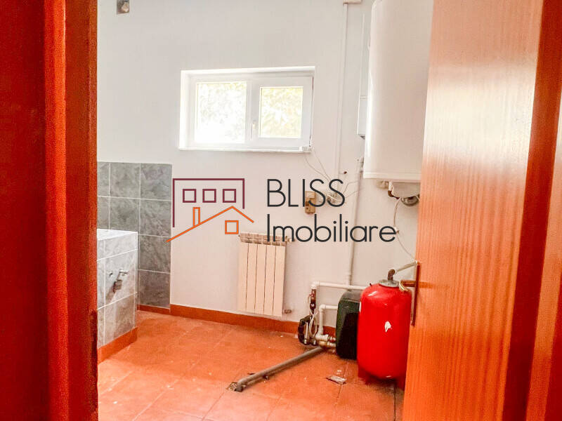 Vila Cu 6 Dormitoare, Piscina Si Gradina | Bliss Imobiliare / Photo 5 - BLISS Imobiliare