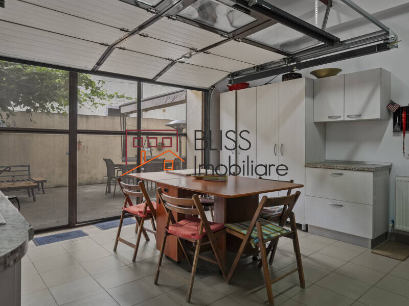 Vila 6 Camere Otopeni — 208 Mp Utili, Teren 691 Mp, Garaj Dublu, 2012 | Bliss Imobiliare / Photo 8 - BLISS Imobiliare