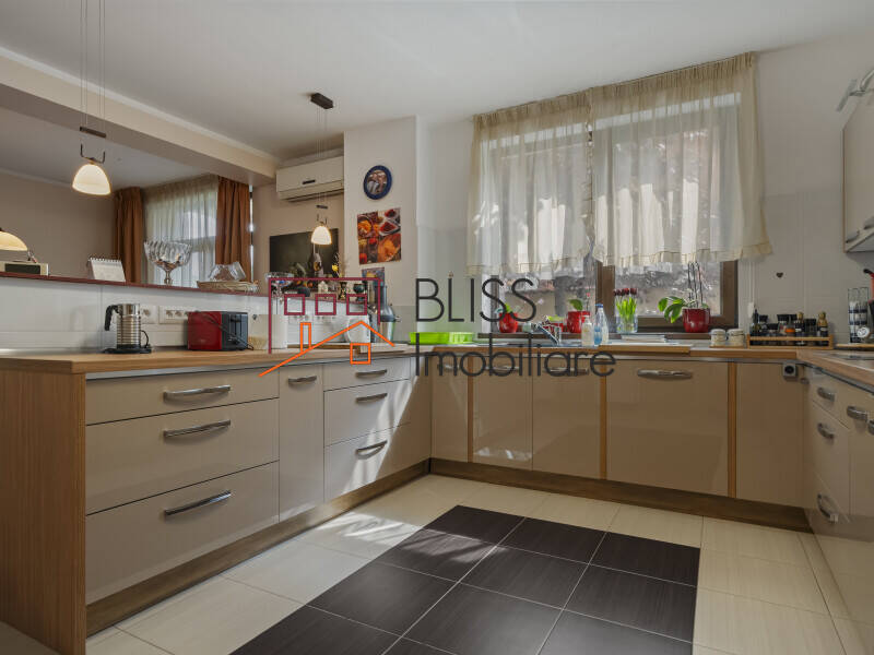 Vila 6 Camere Otopeni — 208 Mp Utili, Teren 691 Mp, Garaj Dublu, 2012 | Bliss Imobiliare / Photo 14 - BLISS Imobiliare