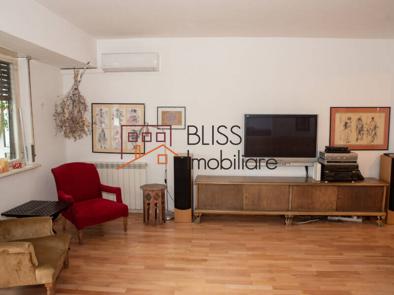 Artistic 1 Bedroom Apartment In Piata Victoriei – Creative Space, Bucharest | Bliss Imobiliare / Photo 3 - BLISS Imobiliare