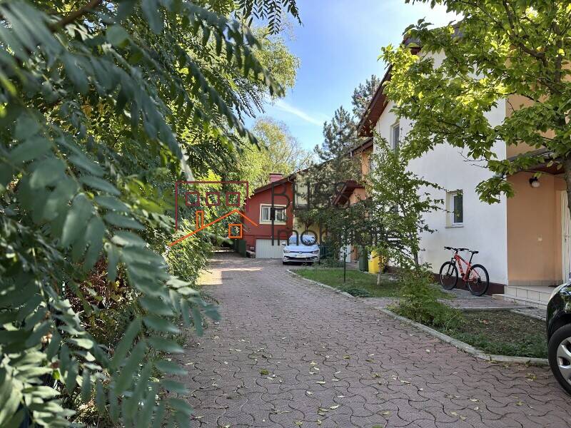 Casa de Inchiriat Iancu Nicolae | Pipera - 4 Camere - ID:66247 | Bliss Imobiliare / Photo 1 - BLISS Imobiliare