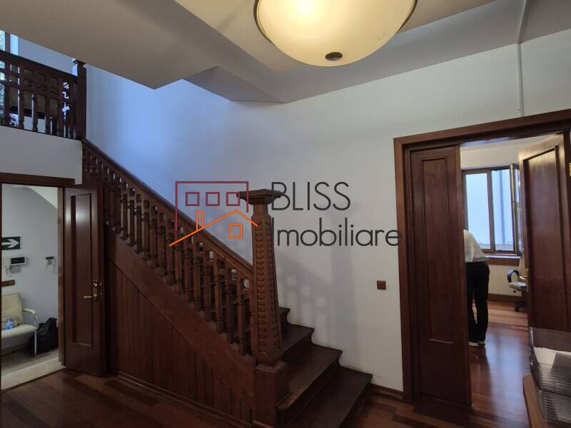 Interwar Villa 14 Rooms, Garage & Garden | Dorobanti Bucharest, Bucharest | Bliss Imobiliare / Photo 6 - BLISS Imobiliare
