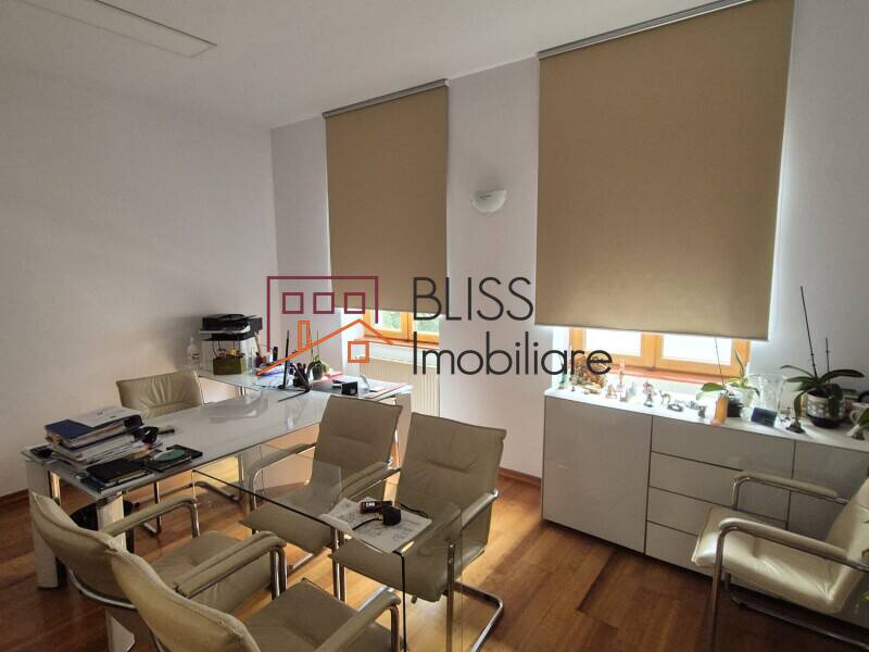 Interwar Villa 14 Rooms, Garage & Garden | Dorobanti Bucharest, Bucharest | Bliss Imobiliare / Photo 3 - BLISS Imobiliare