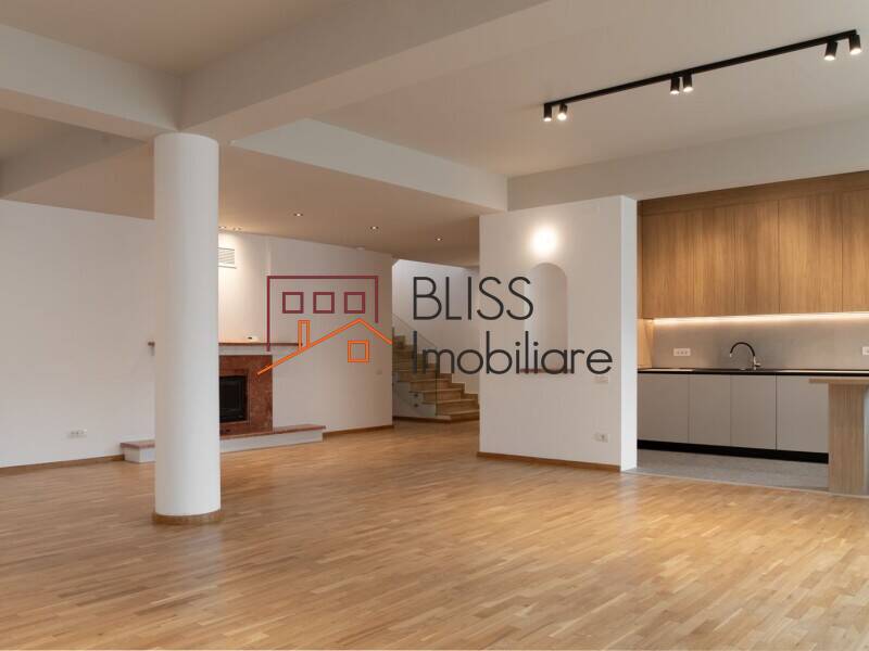 Detached 6-Bedroom Villa With Pool And Garage, Bucharest / Ilfov | Bliss Imobiliare / Photo 1 - BLISS Imobiliare