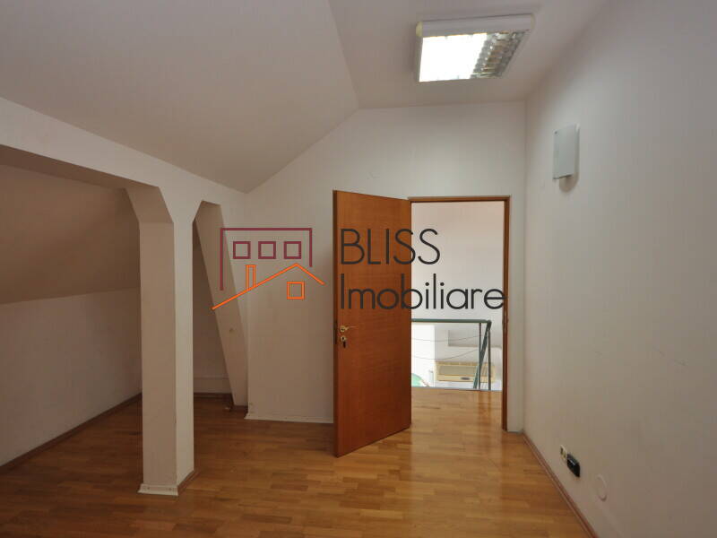 11-Room Villa Herastrau – 350 Sqm, Garden 280 Sqm, Renovated 2022, Bucharest | Bliss Imobiliare / Photo 42 - BLISS Imobiliare