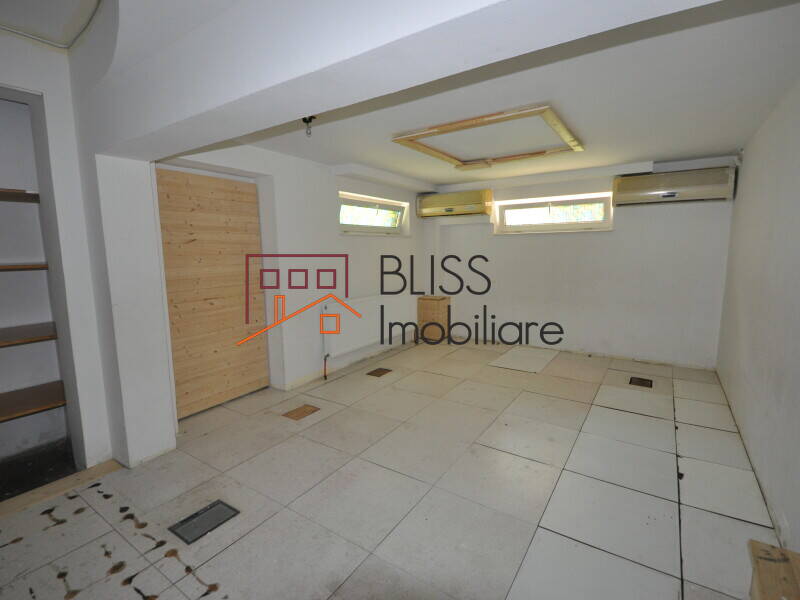 11-Room Villa Herastrau – 350 Sqm, Garden 280 Sqm, Renovated 2022, Bucharest | Bliss Imobiliare / Photo 49 - BLISS Imobiliare