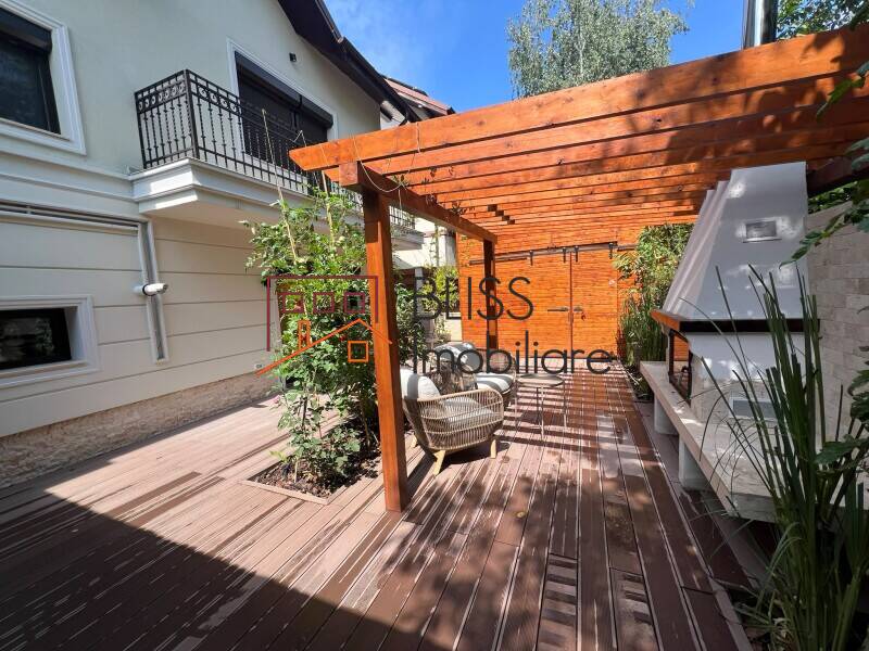 Casa Duplex In Tunari: Gradina Privata, Patru Bai Si Bucatarie De Vara | Bliss Imobiliare / Photo 36 - BLISS Imobiliare