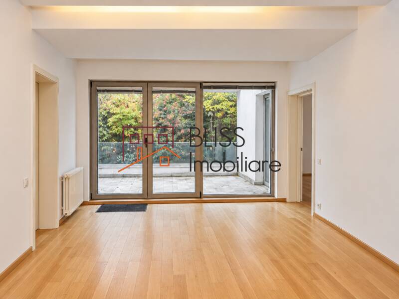 Vila 6 Camere Baneasa Garlei Cu Terasa Si Garaj | Bliss Imobiliare / Photo 18 - BLISS Imobiliare