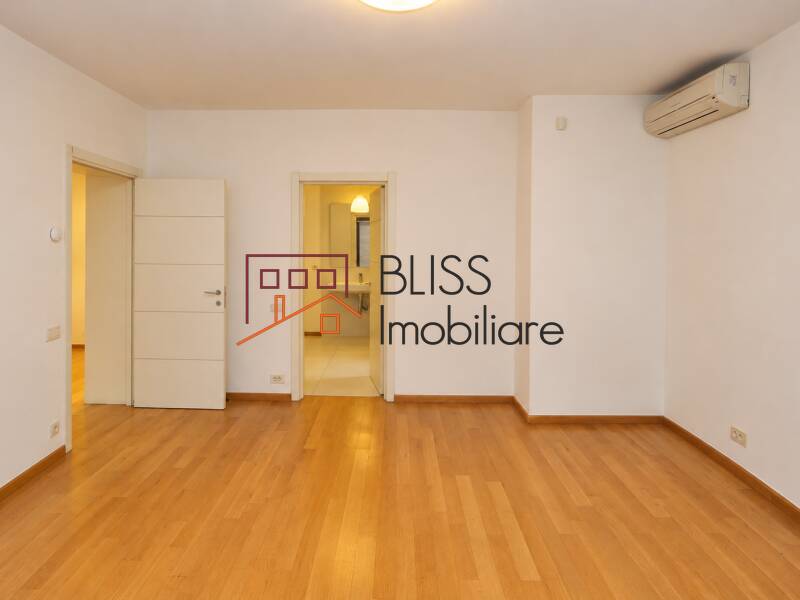 Vila 6 Camere Baneasa Garlei Cu Terasa Si Garaj | Bliss Imobiliare / Photo 20 - BLISS Imobiliare
