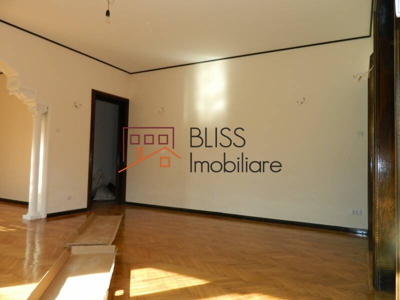 3-Bedroom Apartment In Aviatorilor Area, Bucharest | Bliss Imobiliare / Photo 3 - BLISS Imobiliare