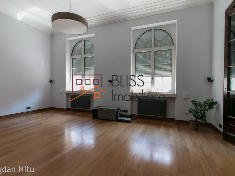 Vila de Inchiriat KM 0 | Ultracentral - 10 Camere - ID:4477 | Bliss Imobiliare / Photo 24 - BLISS Imobiliare