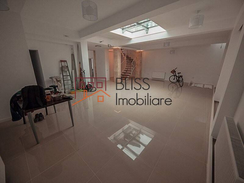 Vila de Inchiriat Unirii - 8 Camere - ID:47912 | Bliss Imobiliare / Photo 2 - BLISS Imobiliare