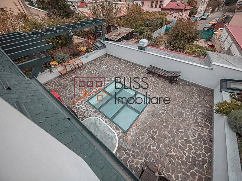 Vila de Inchiriat Unirii - 8 Camere - ID:47912 | Bliss Imobiliare / Photo 16 - BLISS Imobiliare